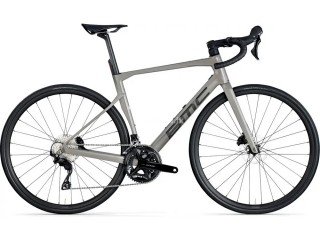 2026 BMC Roadmachine THREE (WIEKBIKE)