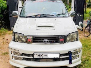 Toyota Noah KR42